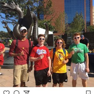 Meet your Posher, Dylan